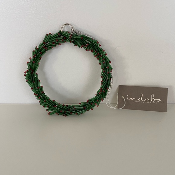 ⭐️2 for $10 Indaba beaded Christmas wreath - Picture 2 of 3